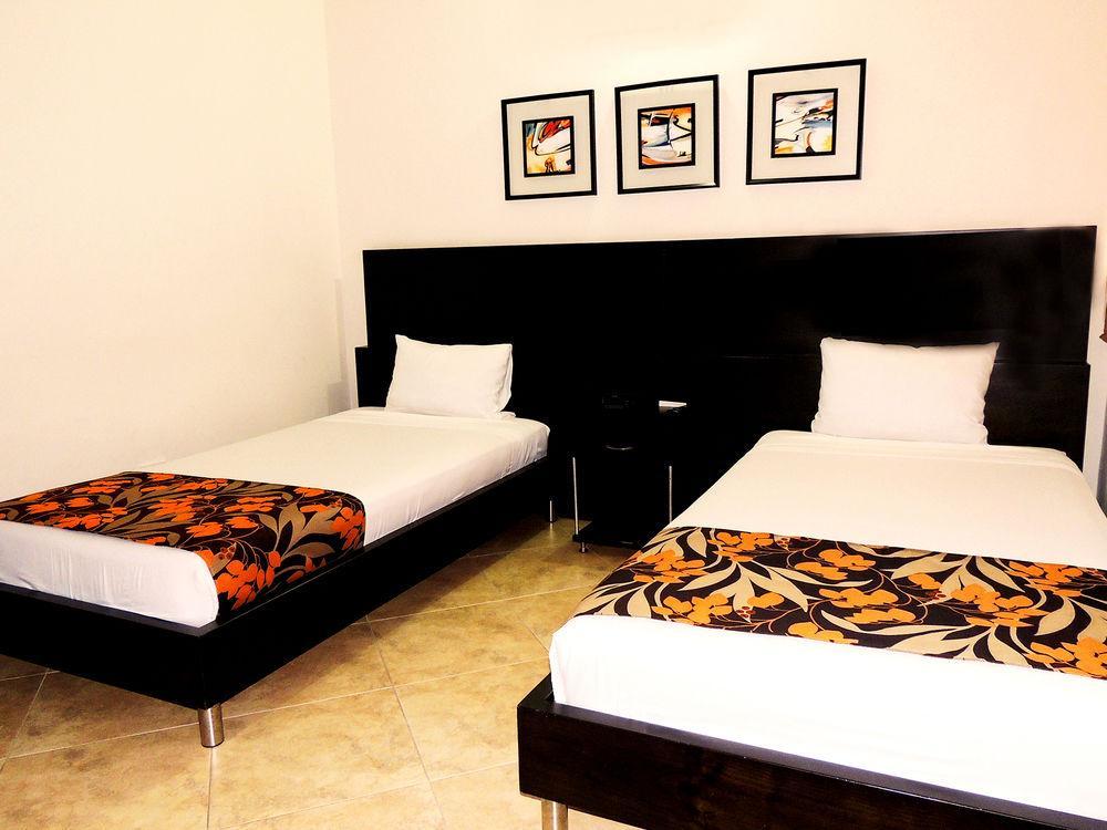 Hotel Quinta Avenida Cucuta Exterior photo